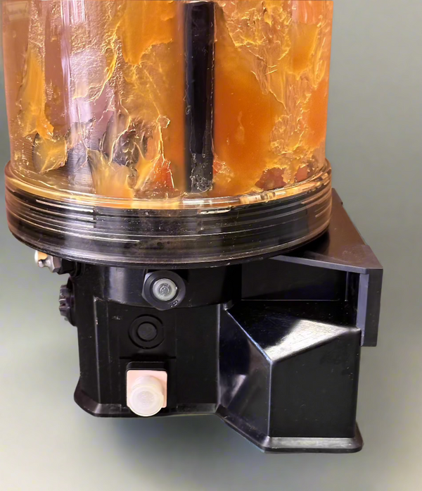 Lincoln 644-40762-2 Electronically Operated Lubrication Pump P203-8XLBO-1K6-AC-2A1.01-V10