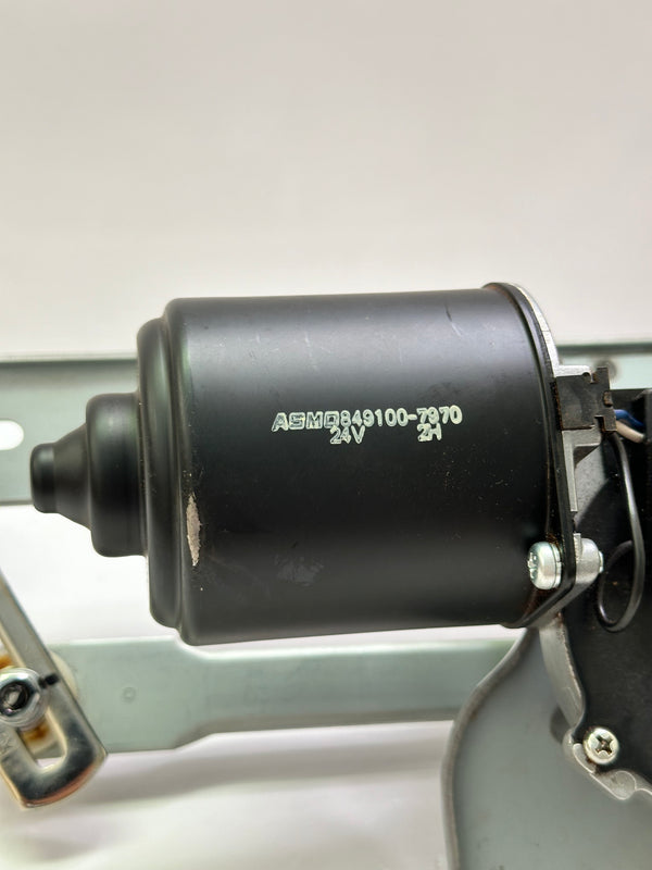 KOMATSU 421-56-21520 Wiper Motor, 24V