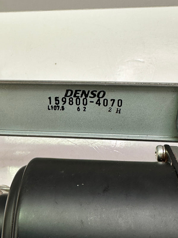 KOMATSU 421-56-21520 Wiper Motor, 24V