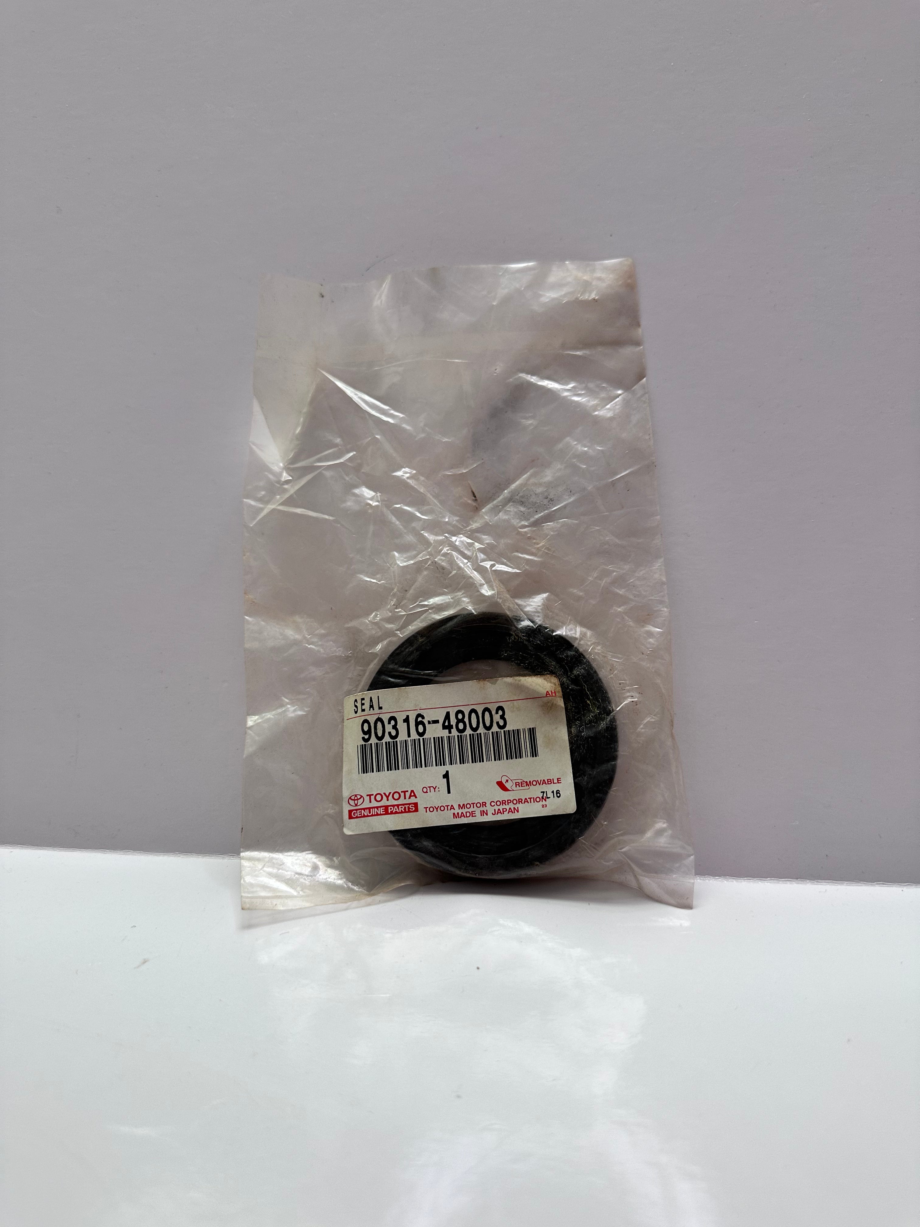 toyota-90316-48003-genuine-oil-seal-mining-industrial-surplus
