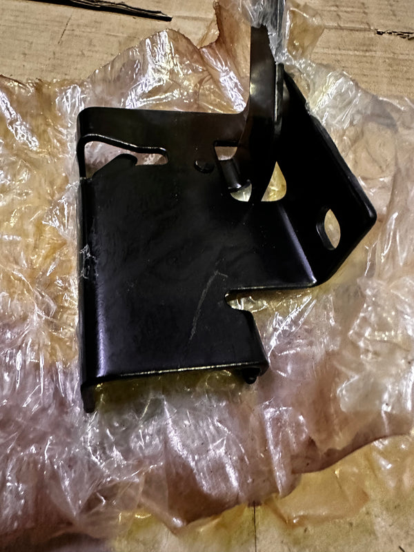 KUBOTA K7561-54203 Comp. Bonnet, Rock