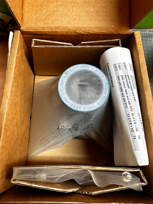 Rosemount™ 644 Temperature Transmitter with LCD Display, 0-140°C 644HAE7J5M5Q4