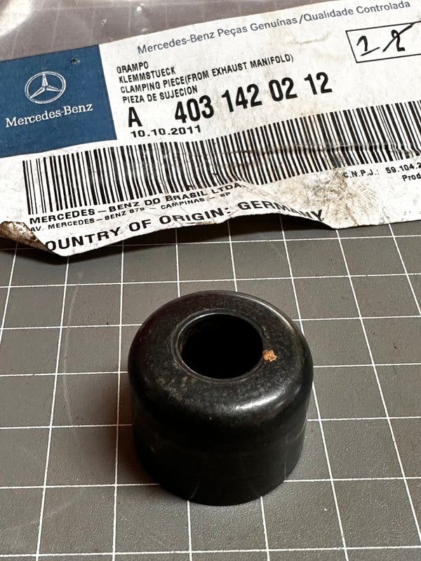 MERCEDES-BENZ A 403 142 02 12 CLAMP