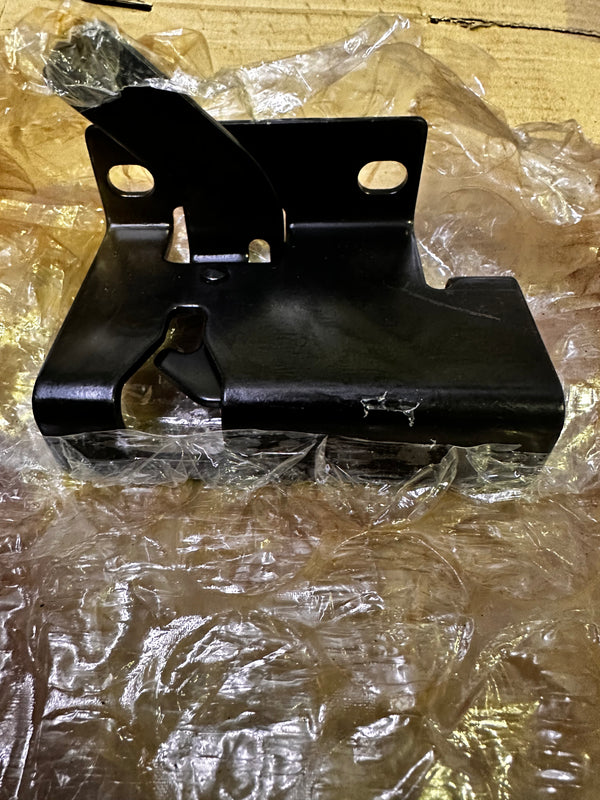 KUBOTA K7561-54203 Comp. Bonnet, Rock