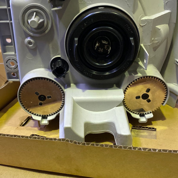 ISUZU 8-98225640-0 Head Lamp