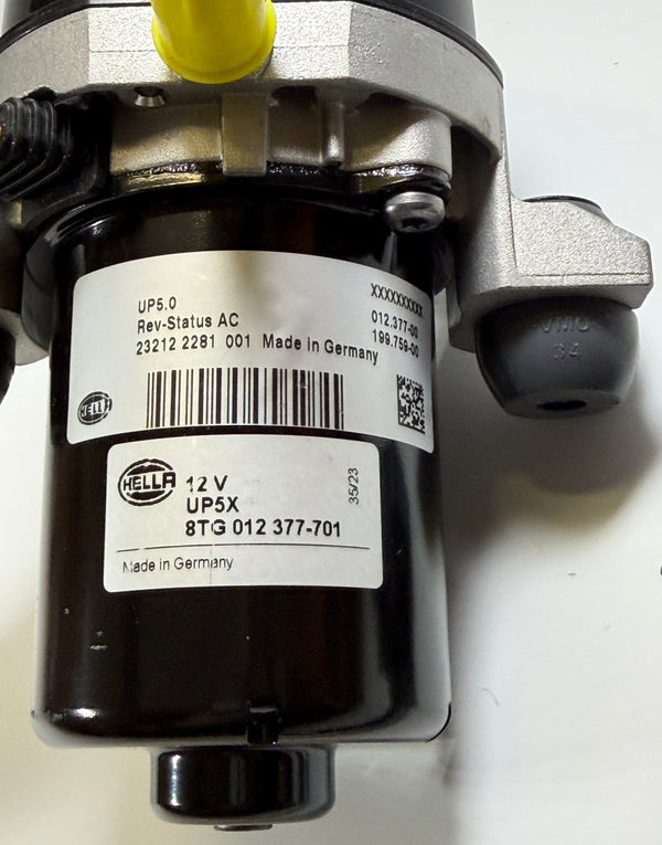 Hella 8TG012377701 12V Vacuum Pump, Braking System 8TG 021 377-701