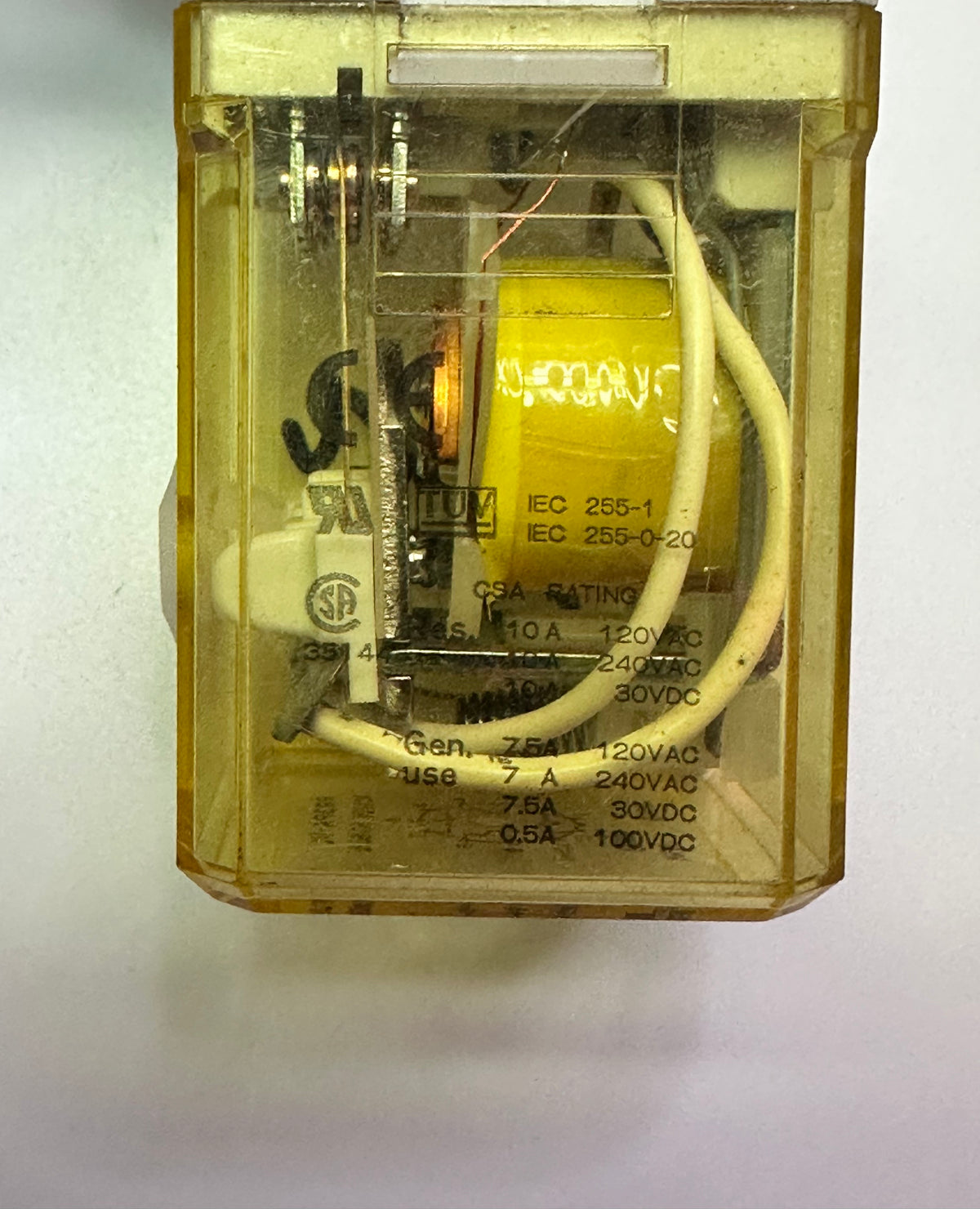 IDEC RR3PA-ULCAC110V Plug-In Relay — 3PDT, 10 A, 110 VAC