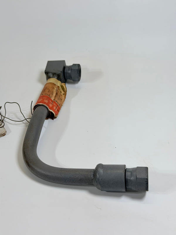 Hitachi 8061467 Travel Motor Pipe