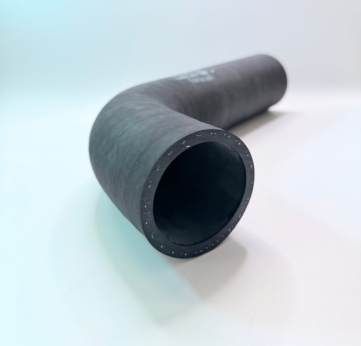 Volvo 14614778 Lower Radiator Hose