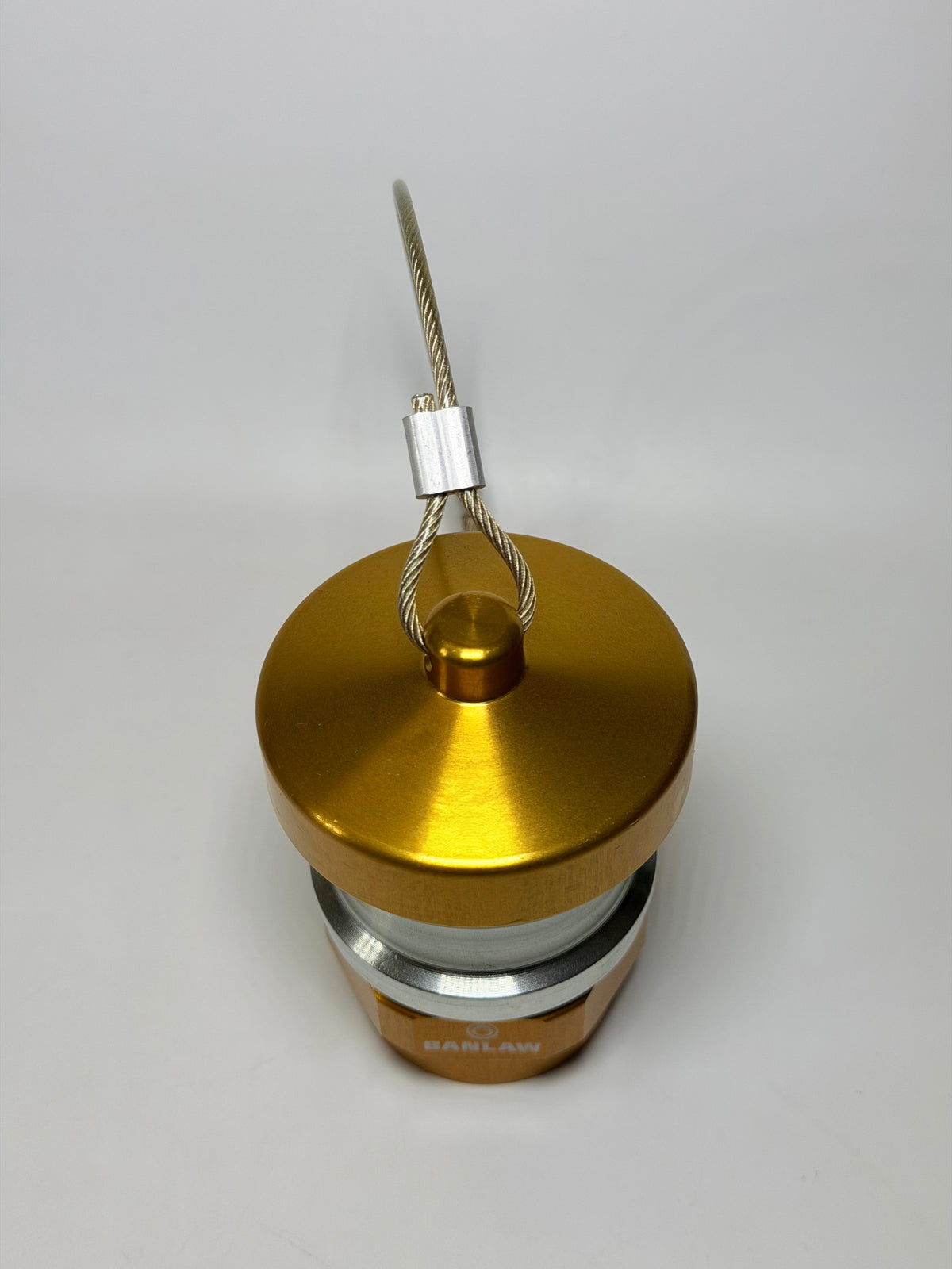 Banlaw BPLN2BNC Size 2 3/4" NPT Flush Face Nozzle with Cap, Gold