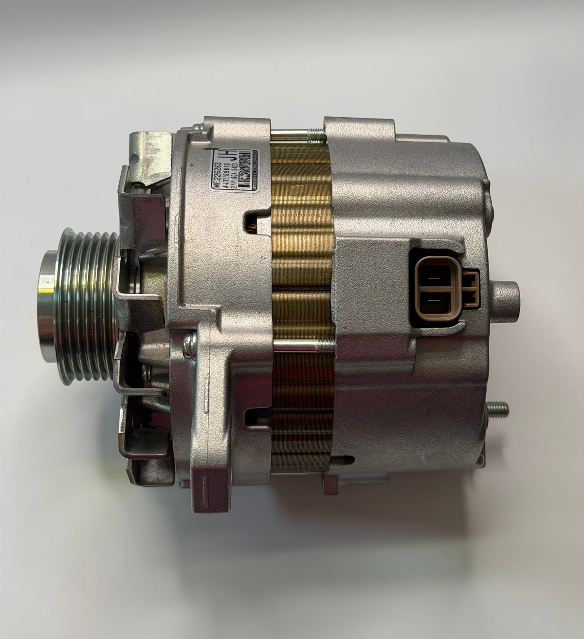 Mitsubishi ME226263 Genuine Alternator, 24V 80A
