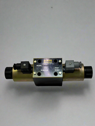 Parker D3W1CNKP DCV CETOP 5 150LPM/345BAR Solenoid Operated directional Control Valve series D3W