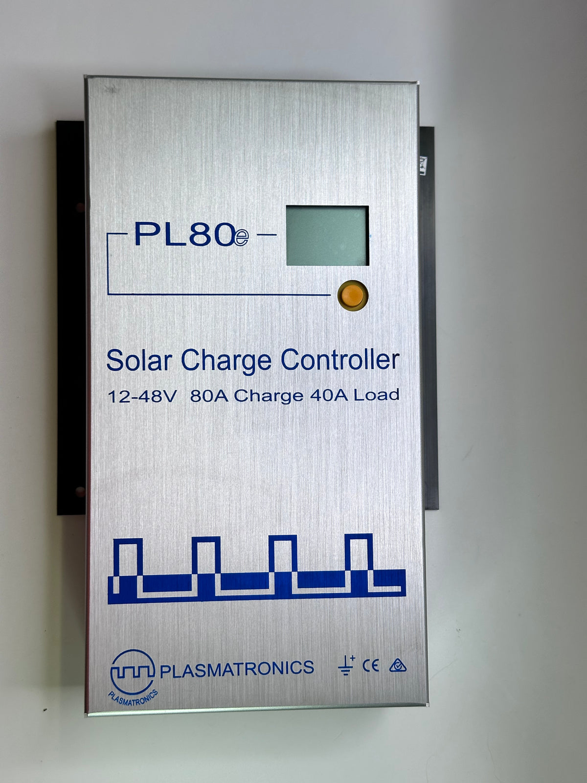 Plasmatronics PL80e Solar Charge Controller, 80A, 12–48V, 40A Load