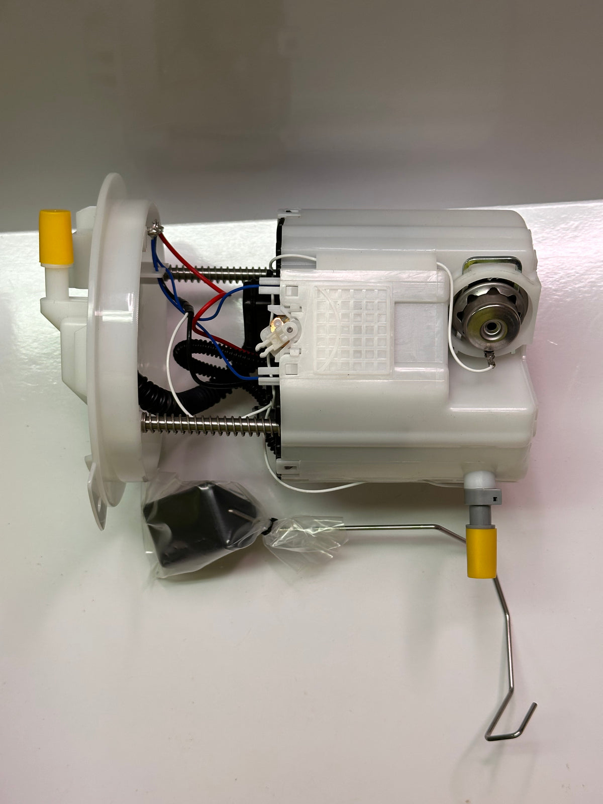 Goss GE422 Fuel Pump Module to suit Holden