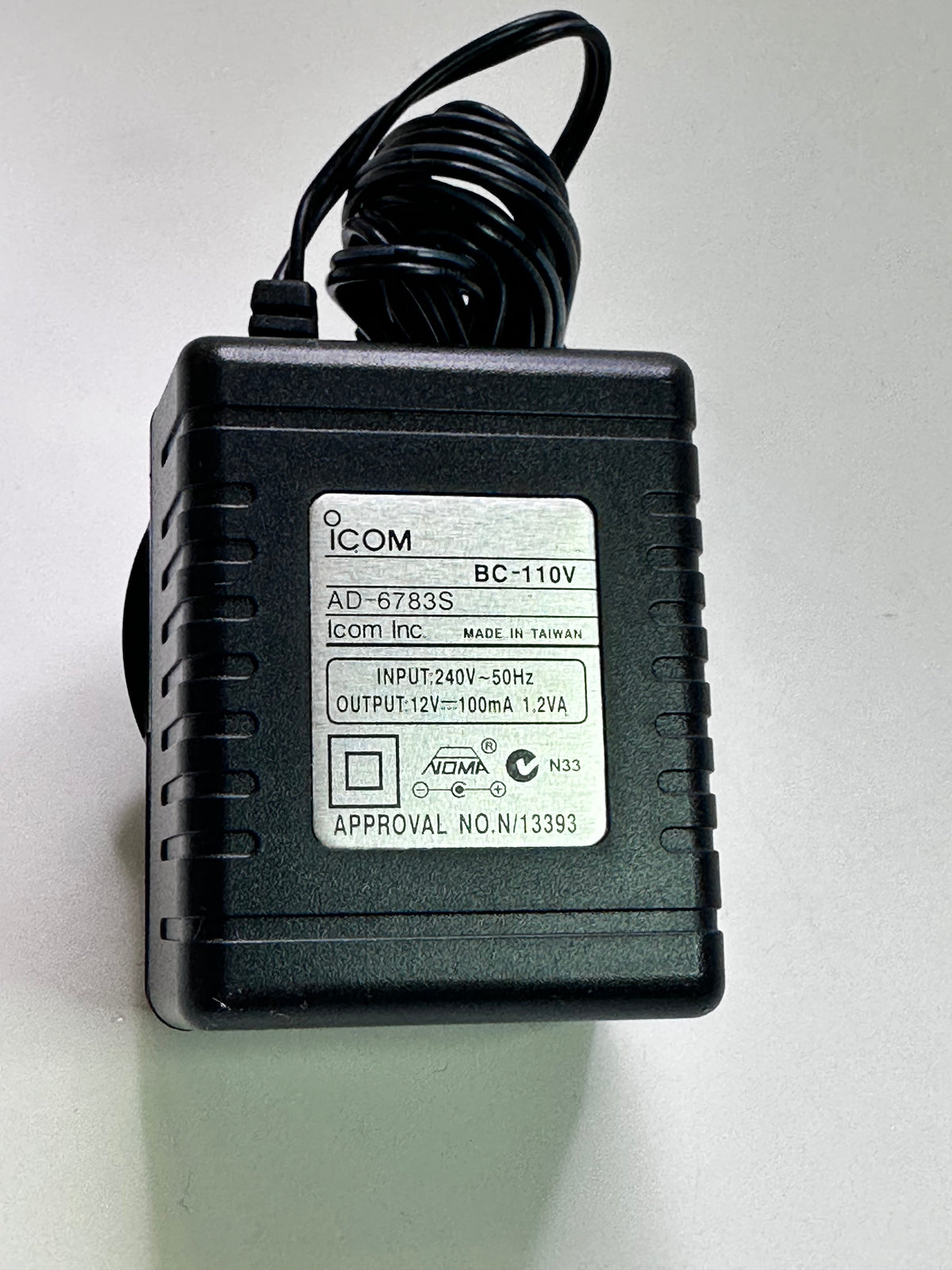 Icom BC-110V Ni-Cd Wall Charger — 240VAC Input, 12VDC 100mA Output