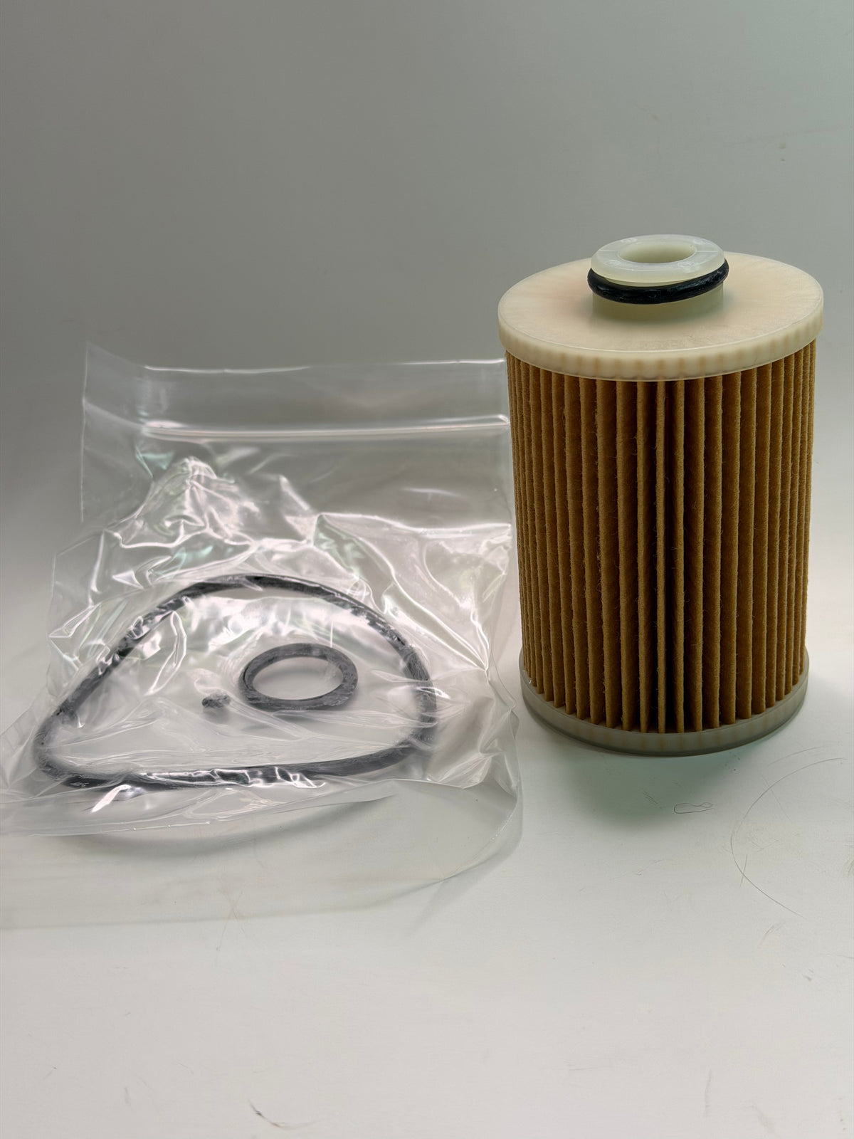 Isuzu 8981653750 Genuine Fuel Filter Element