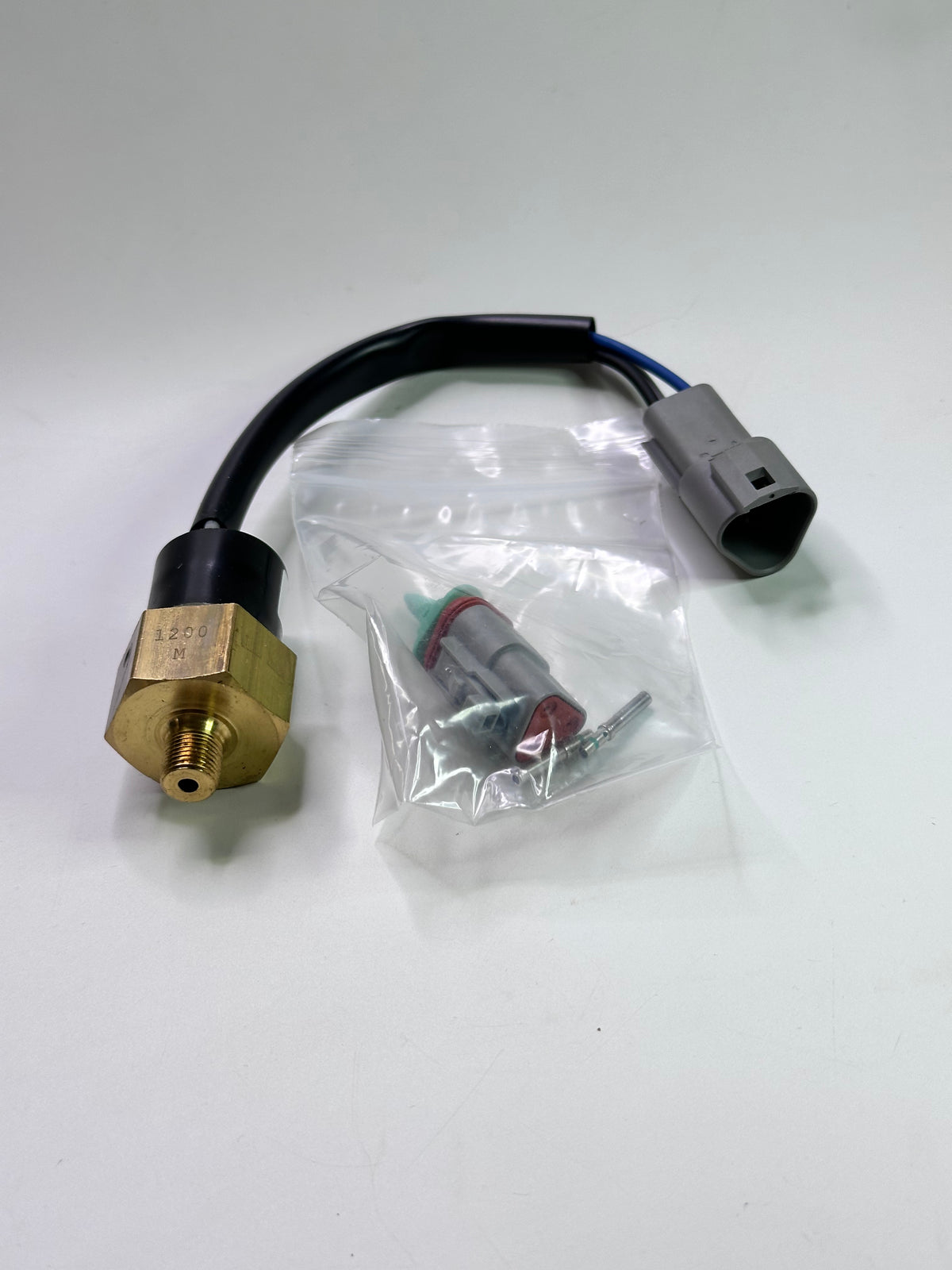 RCT 0475 Pressure Switch – 1/8" NPT, 1,200kPa Falling Set Point