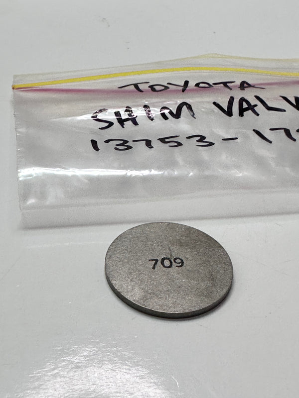 Toyota 13753-17090 Genuine Shim, Valve Adjusting 709