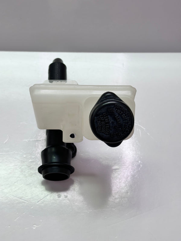 Isuzu 1-47500250-3 Clutch Master Cylinder  1475002503