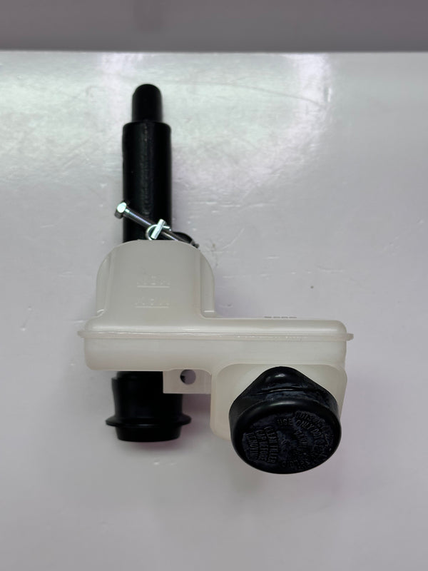 Isuzu 1-47500250-3 Clutch Master Cylinder  1475002503