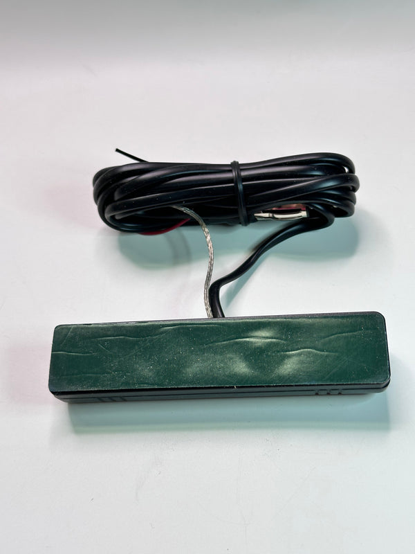 Axis AGM-200 Universal AM/FM Car & Truck Antenna