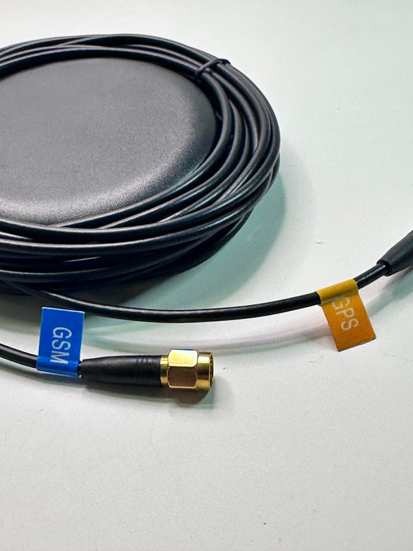 GAAGG-B GPS + GSM Combination Antenna with SMA Coaxial Connector