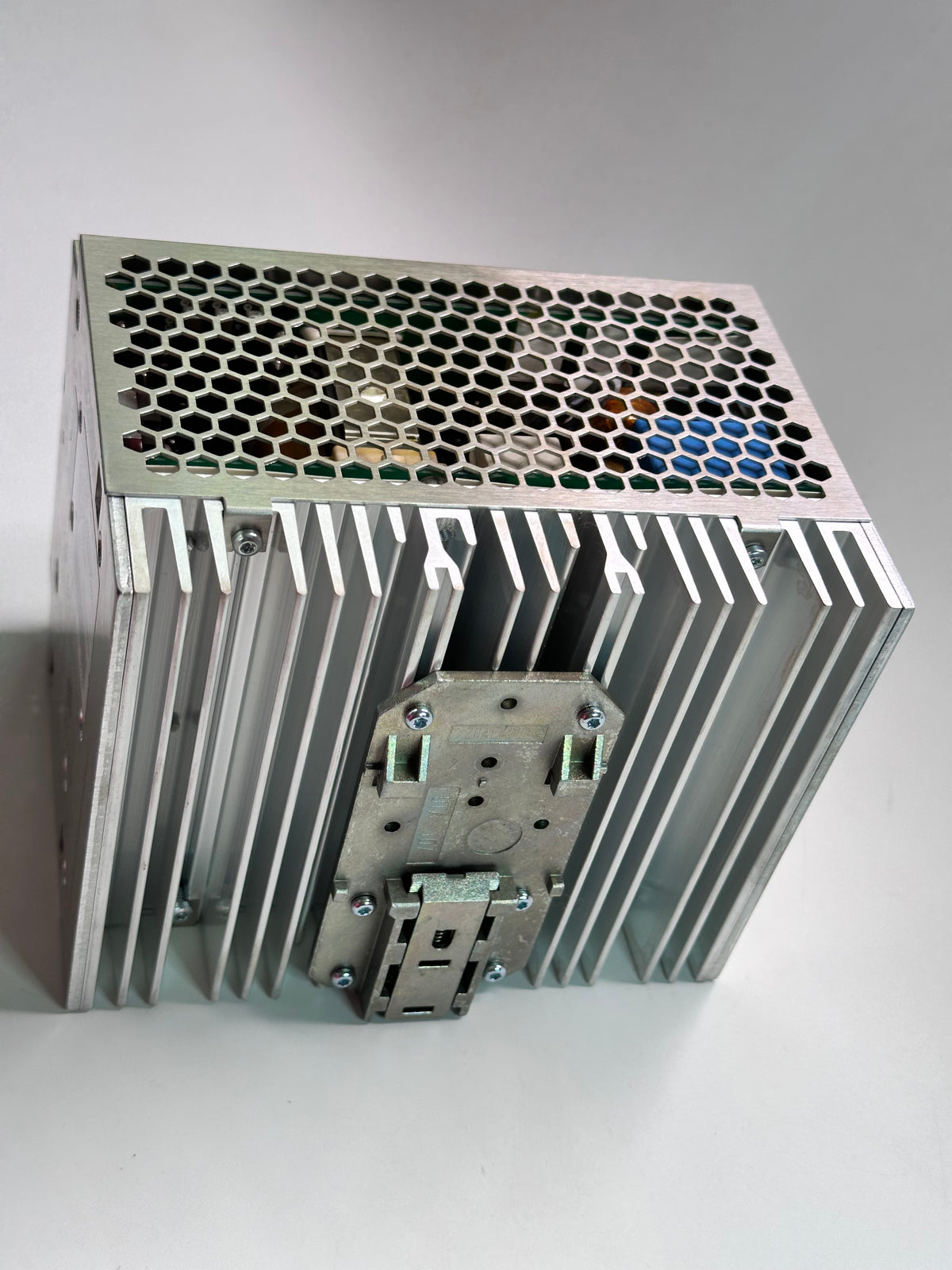 Phoenix Contact 2938620 QUINT-PS-100-240AC/24D/20, 3BHE016113R0001