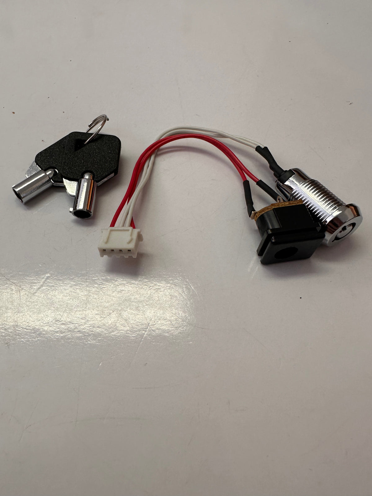 Unbranded PC Case Keylock with Tubular Key and Four-Wire Connector