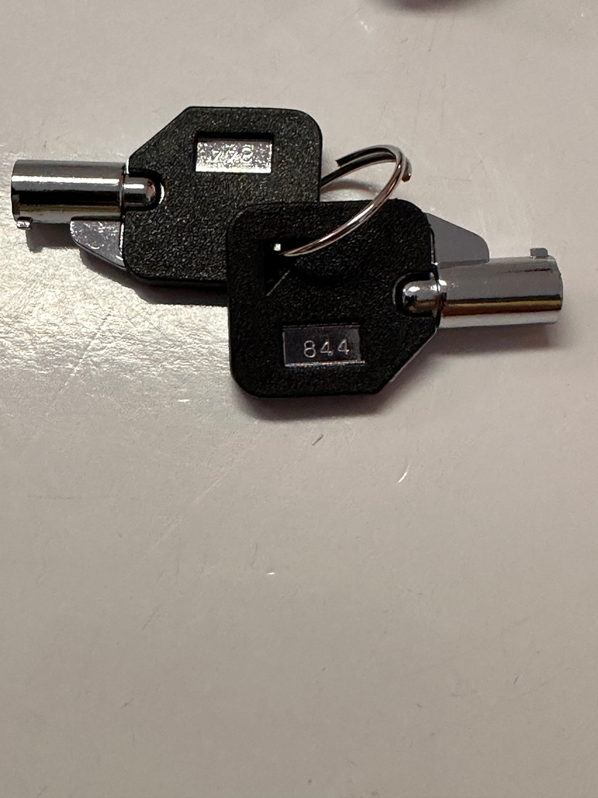 Unbranded PC Case Keylock with Tubular Key and Four-Wire Connector