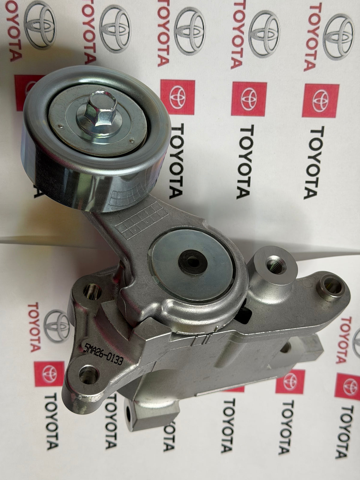 Toyota 16620-30031 Genuine Drive Belt Tensioner with Pulley