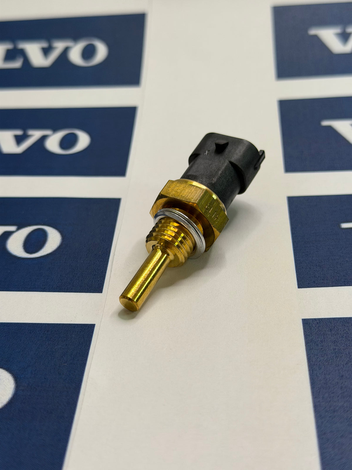 Volvo 21531072 Temperature Sensor