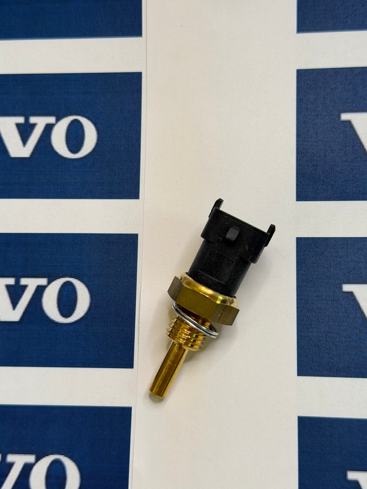 Volvo 21531072 Temperature Sensor