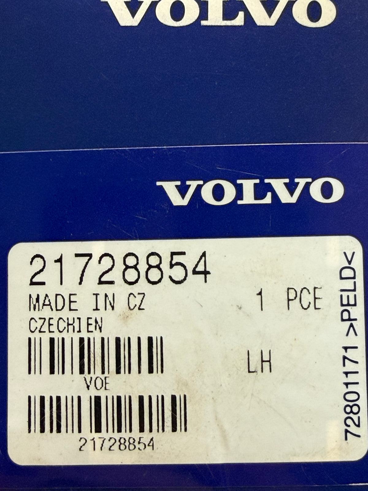 Volvo 21728854 Valve and Pressure Sensor Set