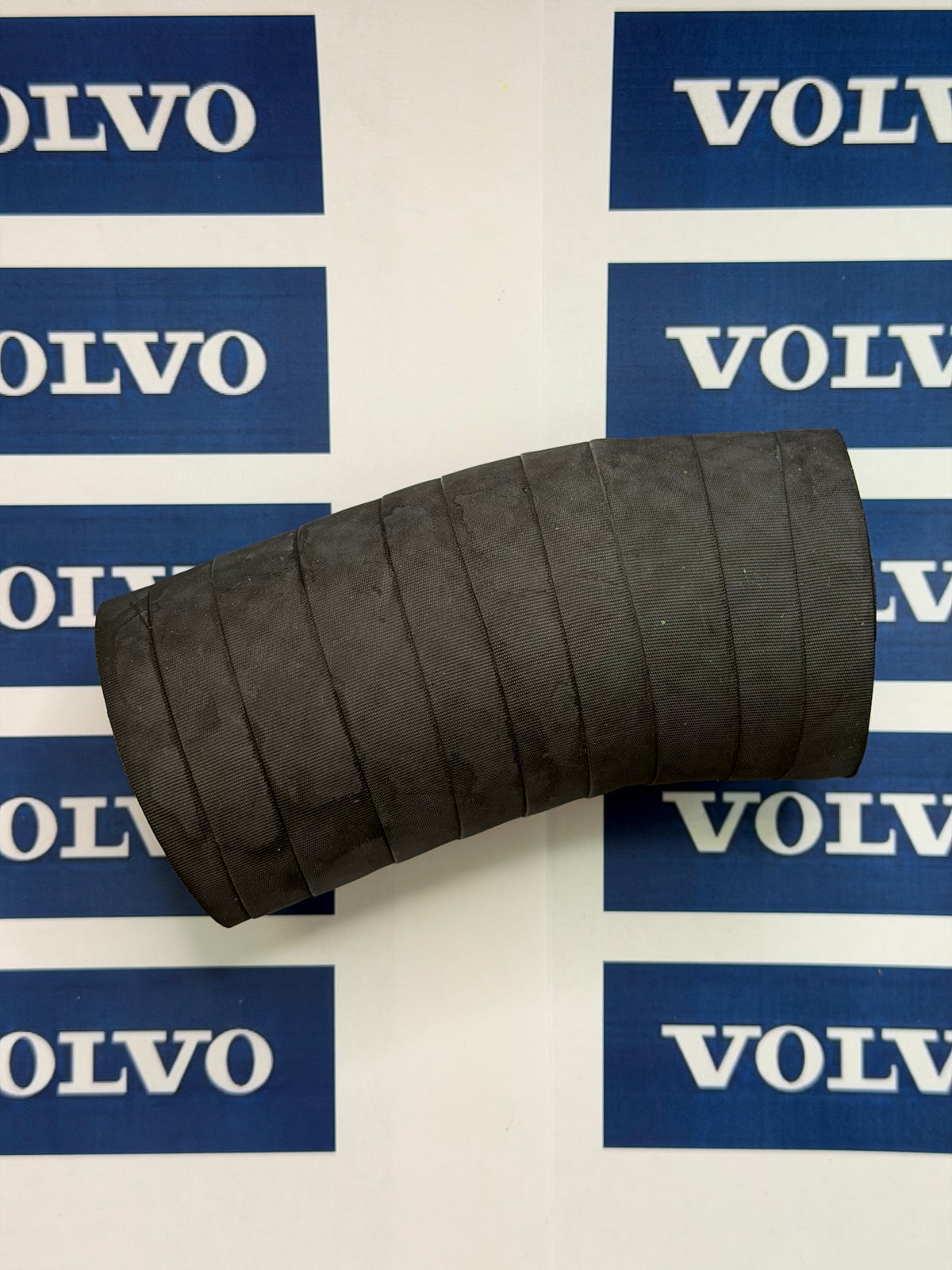Volvo 14690727 Radiator Hose