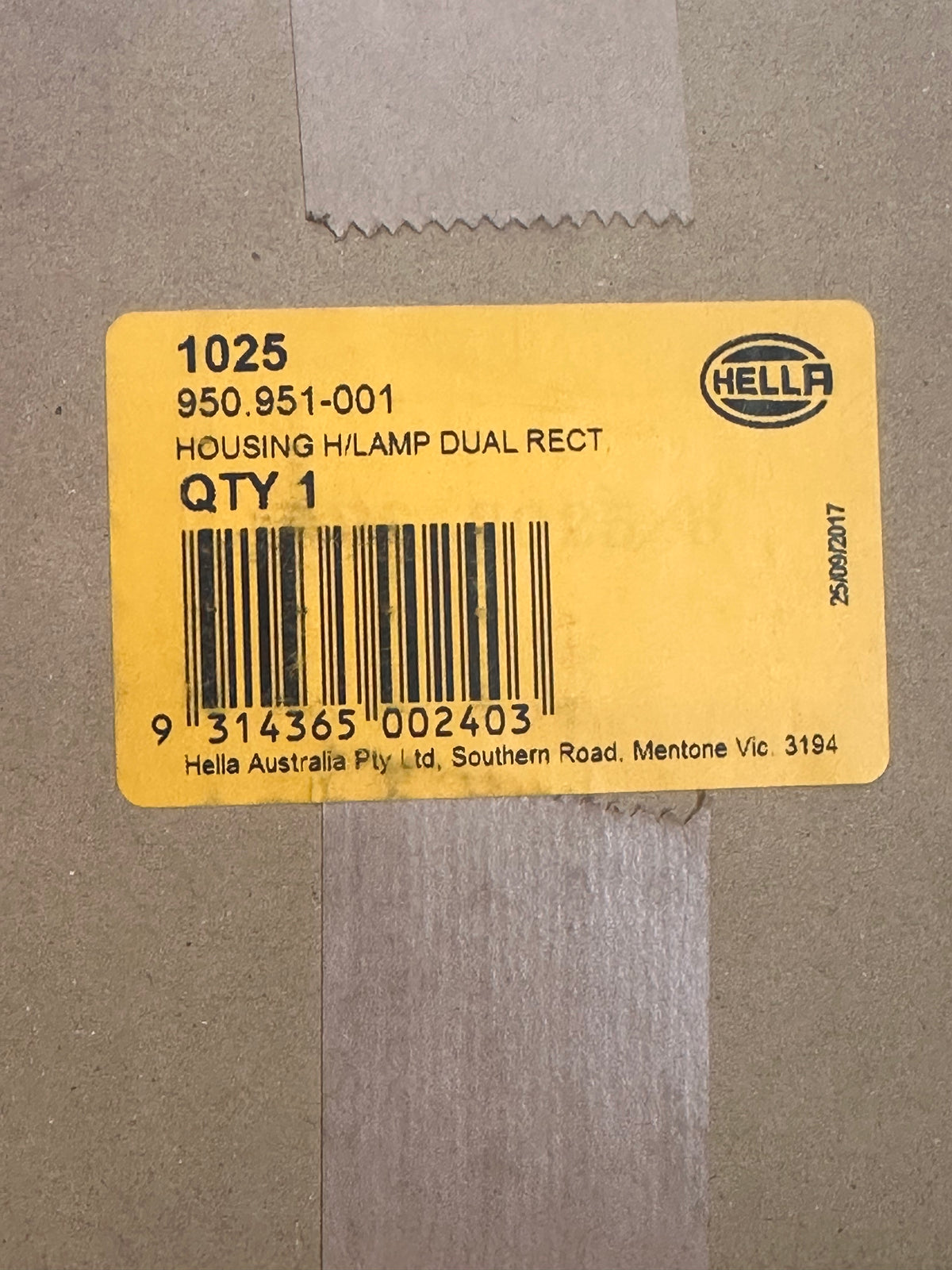 Hella 1025 Twin Headlamp Housing Assembly — 950.951-001