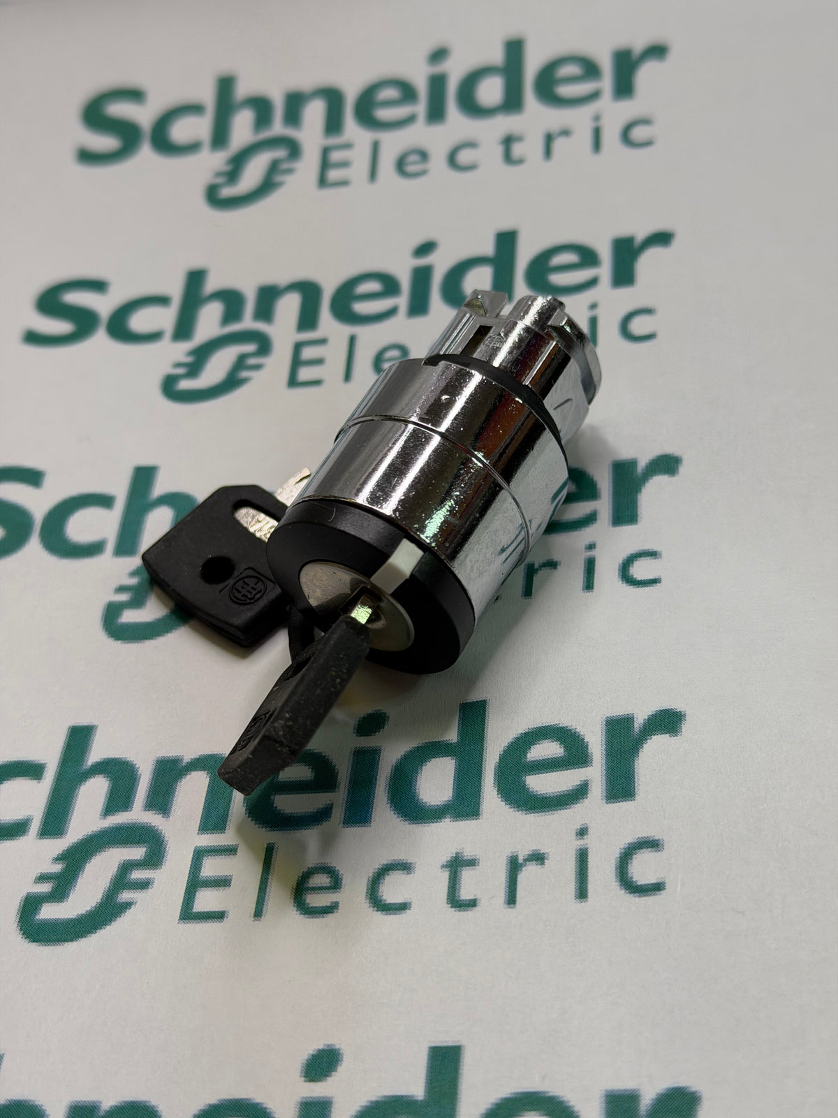 Schneider Harmony ZB4BG220 2-Position Key Switch Head – 22 mm