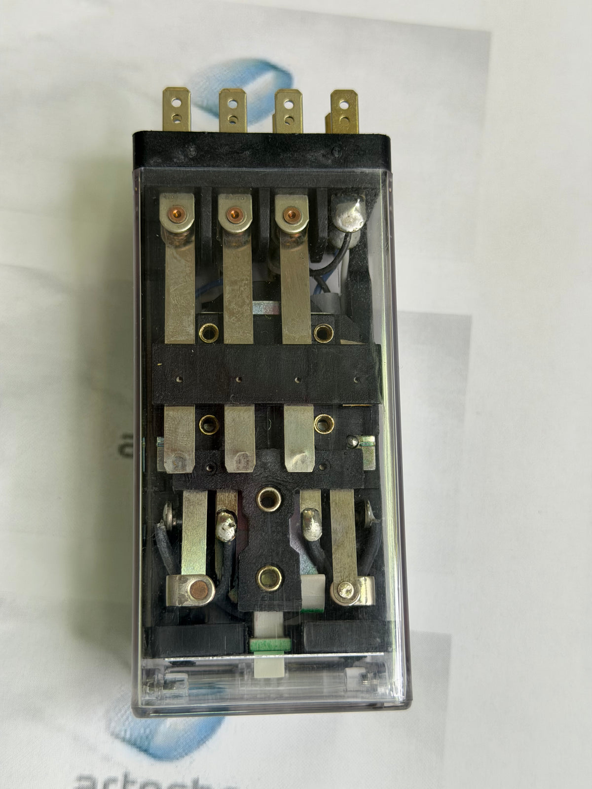 ARTECHE BF-3BB 110V Latching Relay (Alstom K1002190)