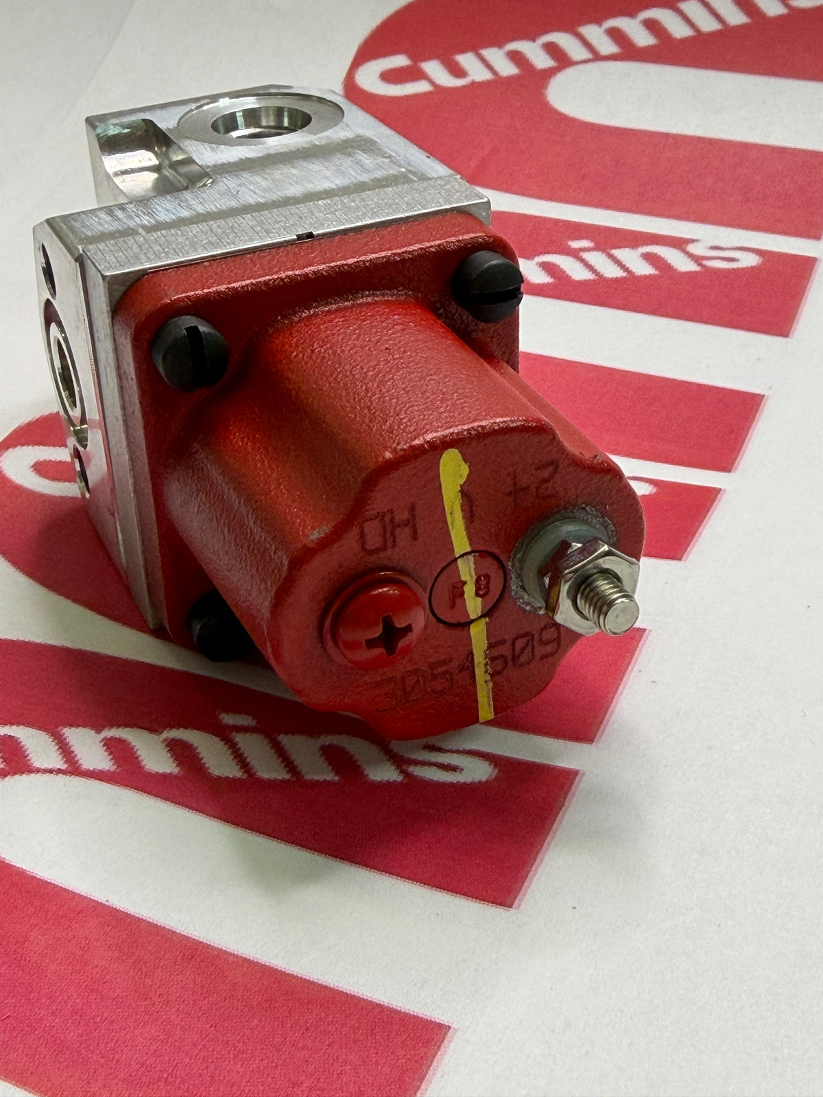 Cummins 4010195 Genuine 24V Fuel Shutoff Valve for M11 Engines