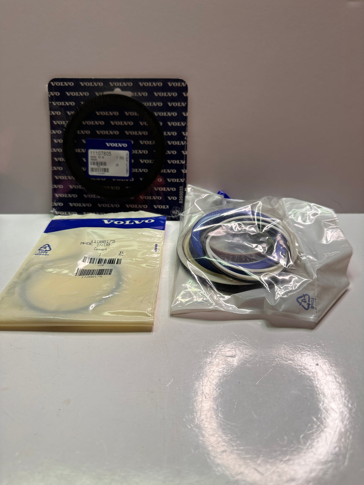 Volvo 15162235 Sealing Kit VOE15162235