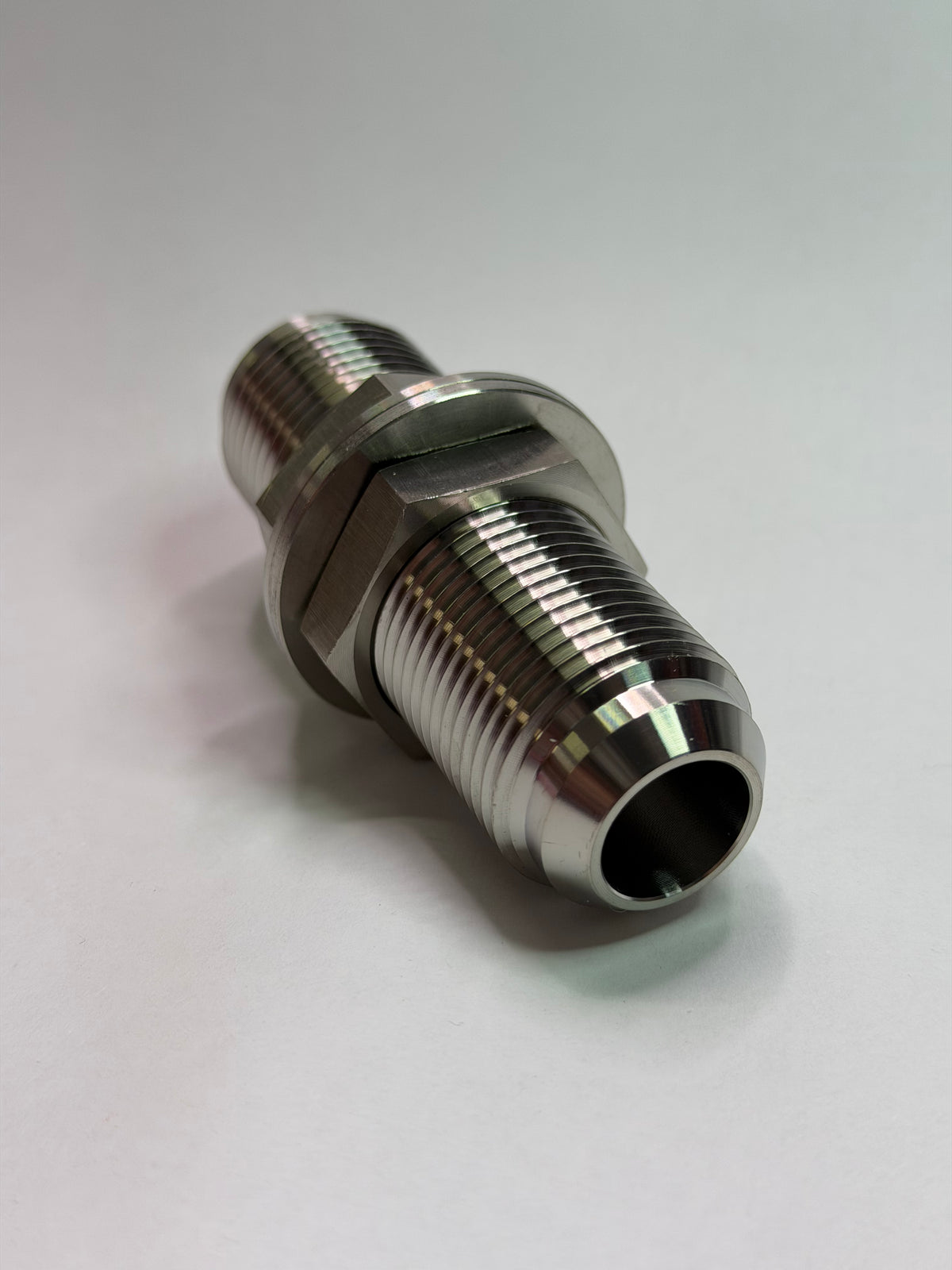 Muster FS-M2BH03 Bulkhead Nipple — 1-1/16 JIC Male