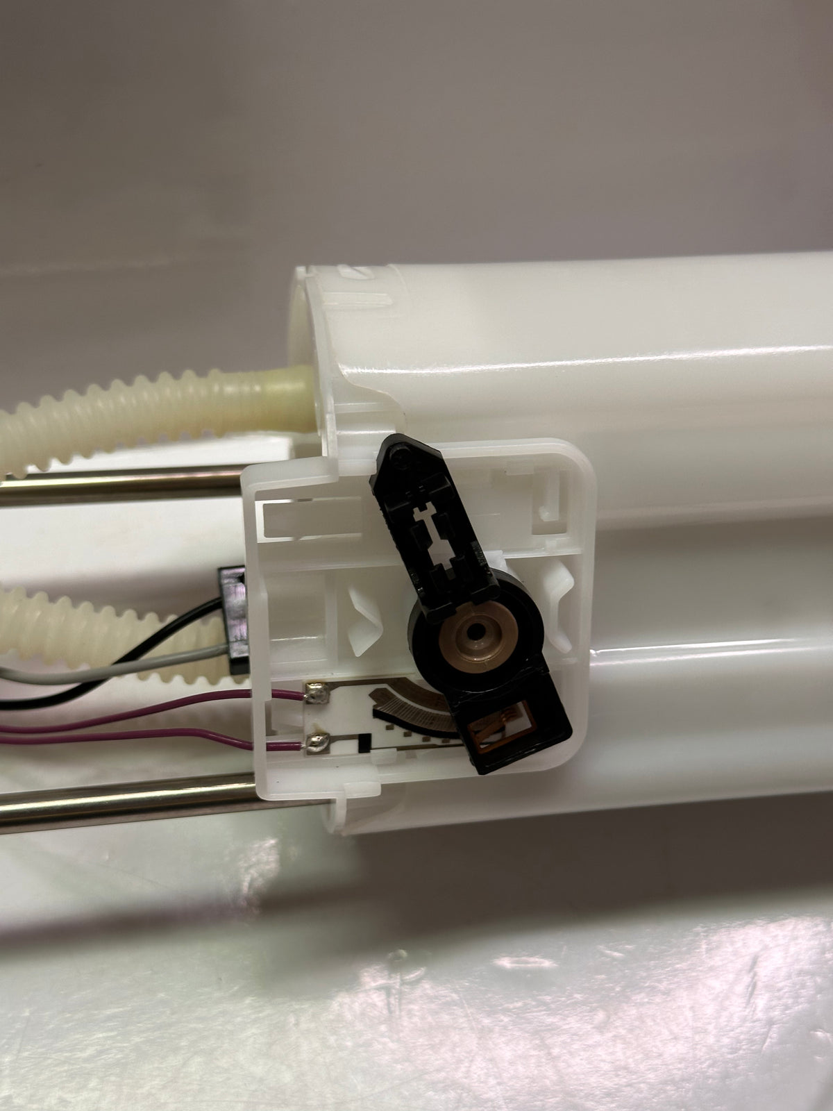 Goss GE176 Fuel Pump Module Assy to suit Holden WK, VY