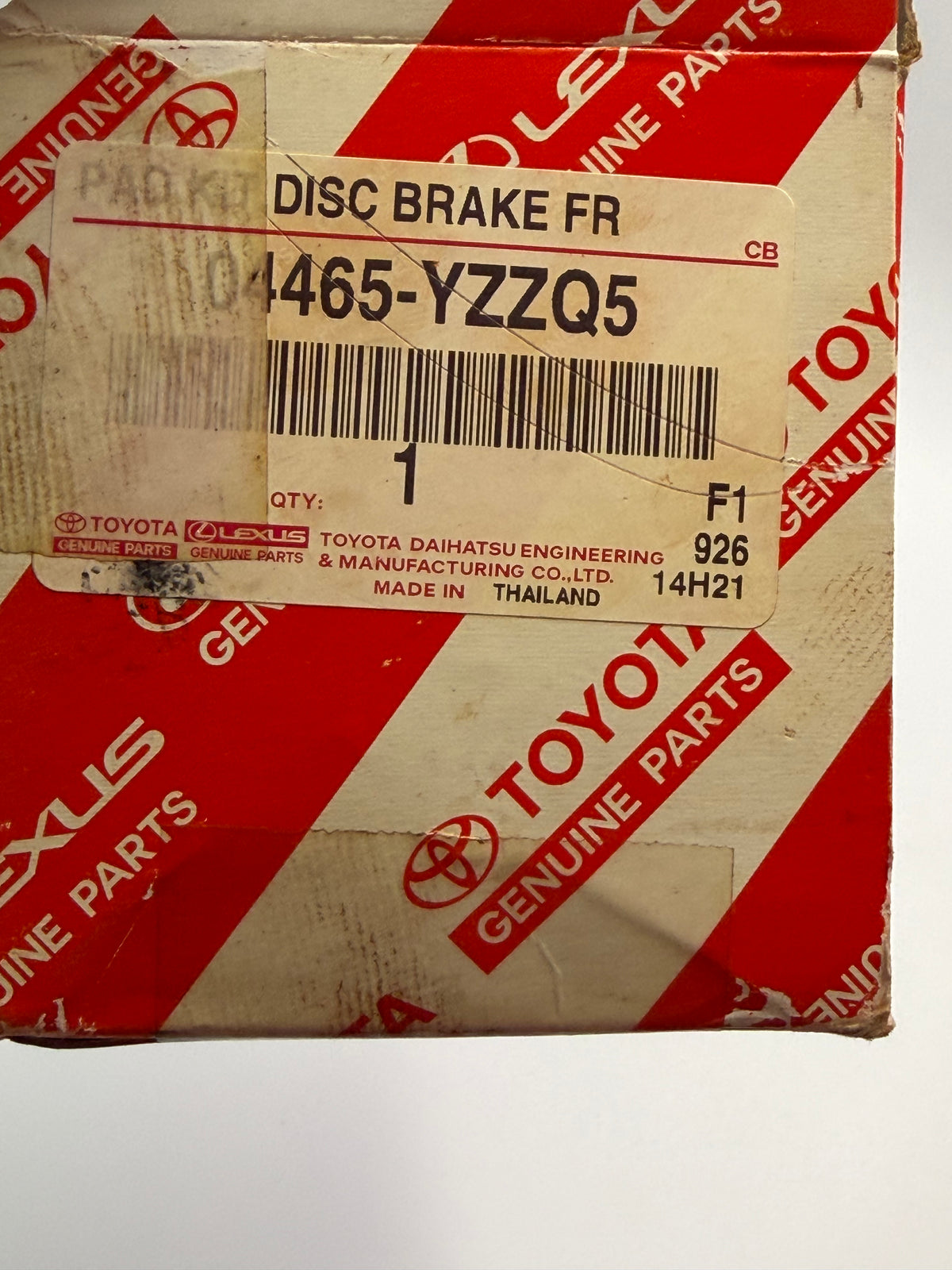 Toyota 04465-YZZQ5 Genuine Front Disc Brake Pad Set