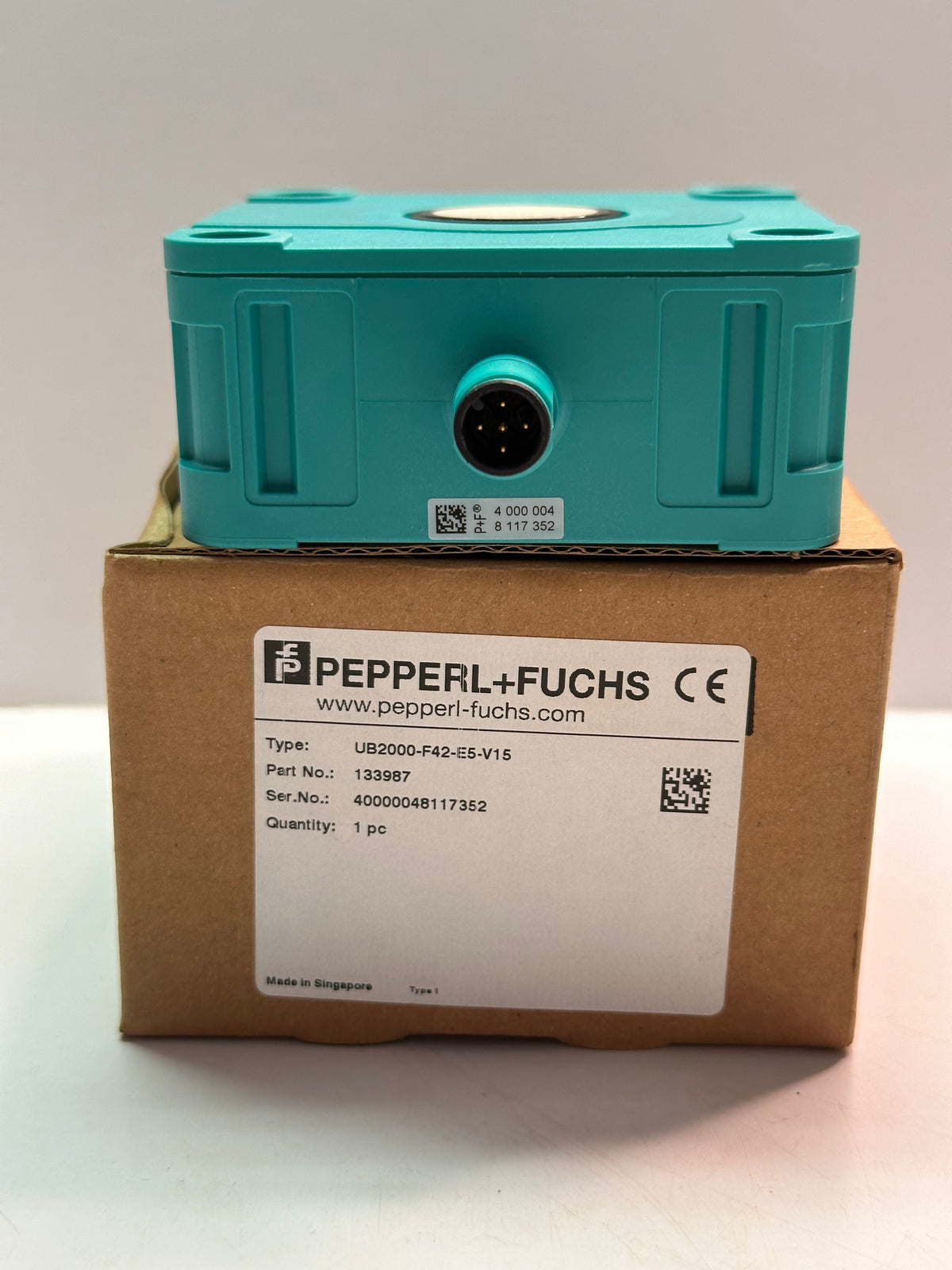 Pepperl+Fuchs UB2000-F42-E5-V15 ULTRASONIC SENSOR, 60-2000MM SENSING RANGE, 1 SWITCH OUTPUT E5, PNP NO/NC PROGRAMMABLE