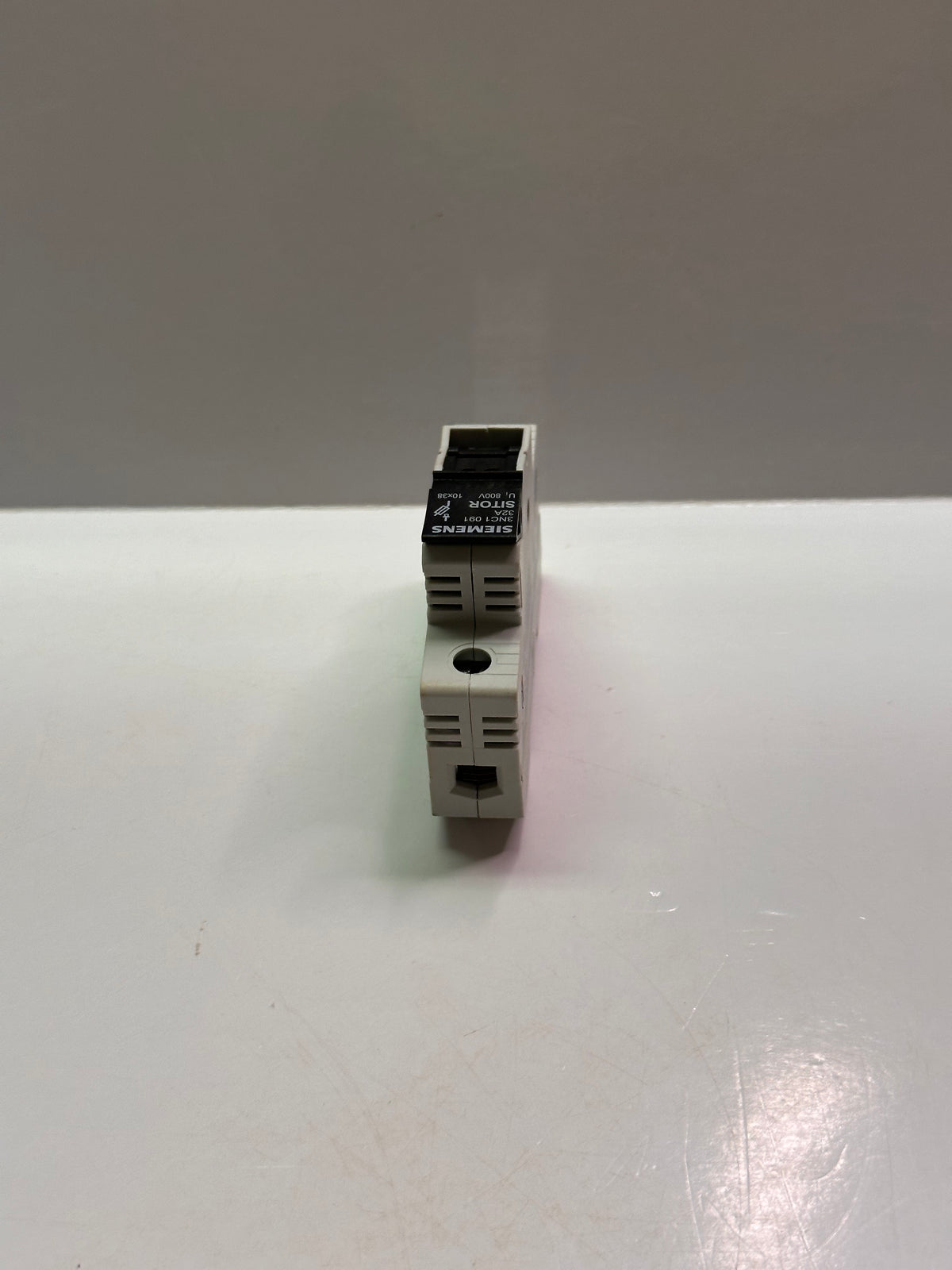 Siemens 3NC091 32A Rail Mount Fuse Holder for 10 x 38mm Fuse, 1P, 690V ac