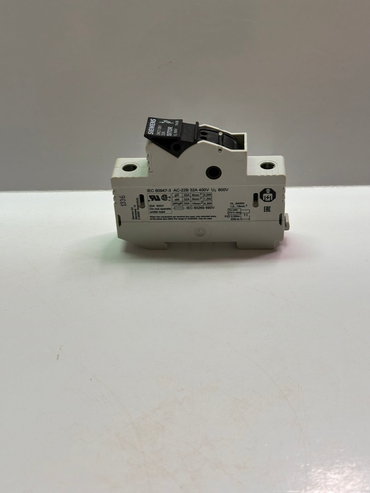 Siemens 3NC091 32A Rail Mount Fuse Holder for 10 x 38mm Fuse, 1P, 690V ac