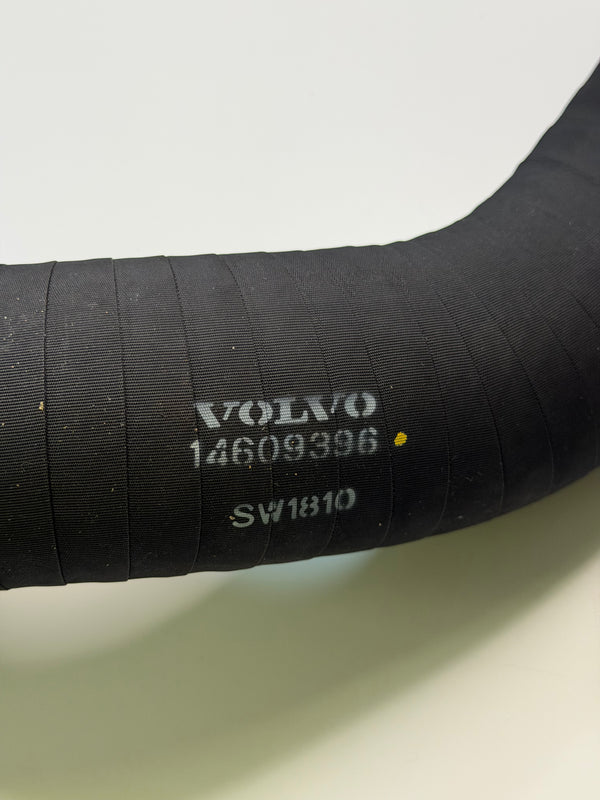 Volvo 14609396 Genuine Flexible Radiator Hose