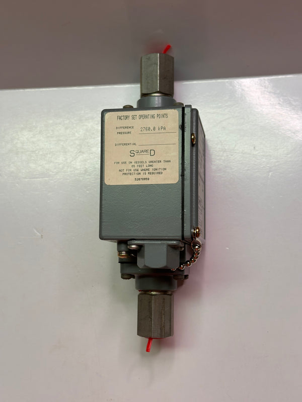 SQUARE D 9012GJW1 Series C Differential Pressure Switch 2760.0 KPA Decreasing