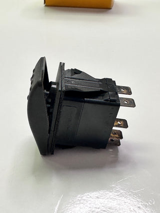 Caterpillar CAT 204-8799 24V DC Rear Defrost Rocker Switch