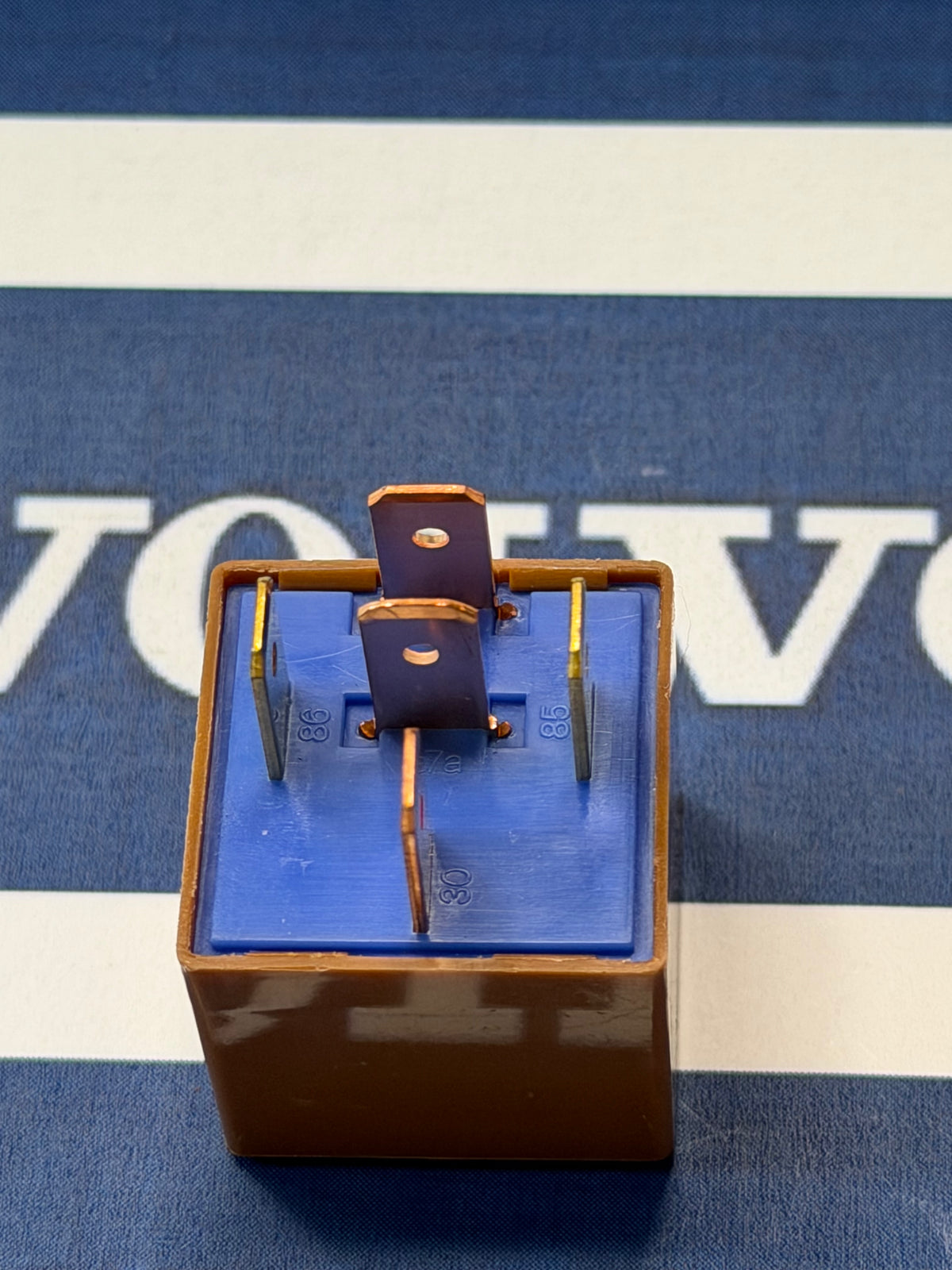 Volvo 14630764 24V Relay