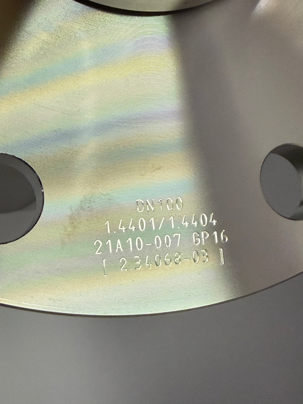 VEGA VEGAPULS SR 68 Radar Level Sensor — PSSR68.XXE1Q2PAMAX